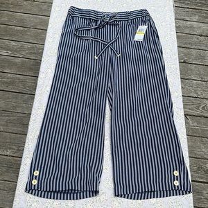 🆕Michael Michael Kors True Navy  wide leg  pant Pinstripe w gold accents Size M